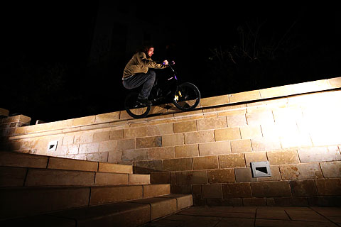 Itamar with a thin ledge ride. Photo by Ran Ladin