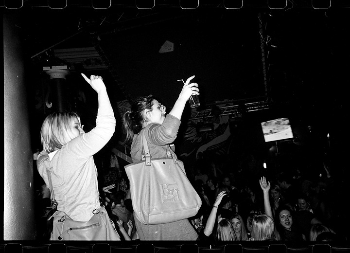 Girls dancing [sat nite]_1_sRGB_(c)NathanBeddows2010