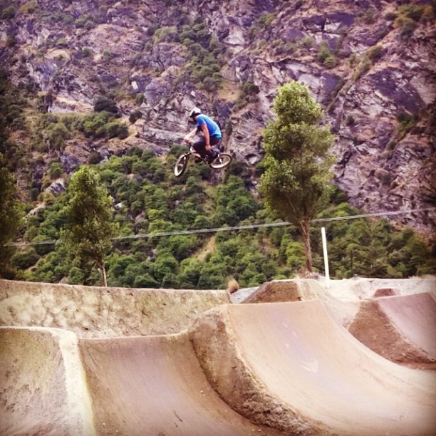 Riding Gorge rd today was sick ! First time riding BMX on dirt in 4 months blew the cob webs off contest Tomo (@kyeforte)
