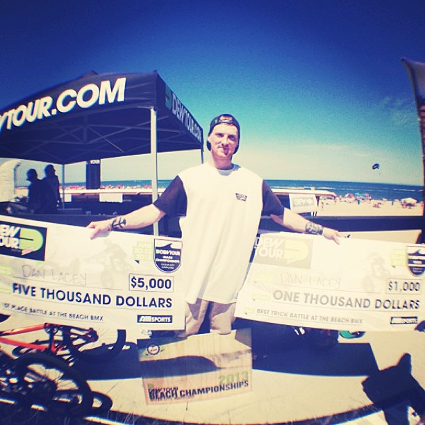 Dan Lacey takes first at Dew Tour