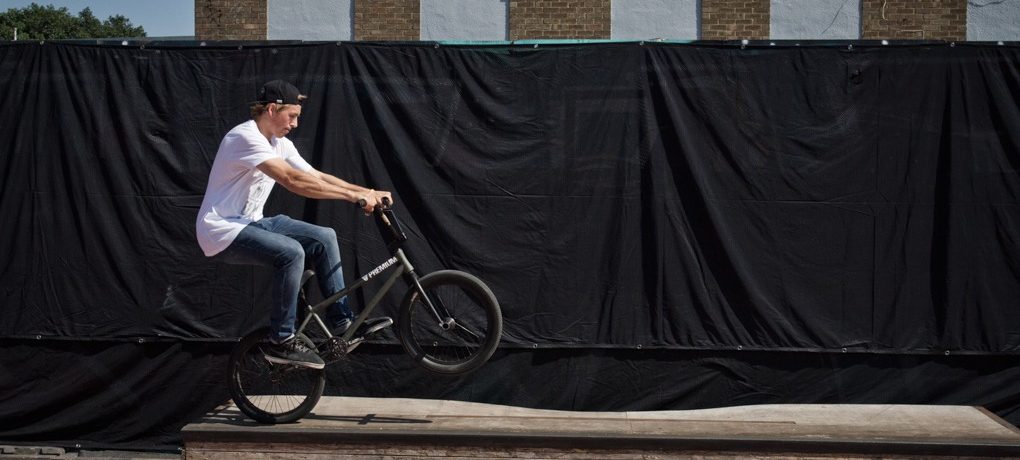 As you can see in frame three, your body needs to be hanging back over the rear wheel, with your arms extended on the bars. This is the balance point of the manual, you need to be getting into a position similar to this (depending on height, weight and bike they’ll all be slightly different) and then you’ll notice how you travel further on the back wheel.