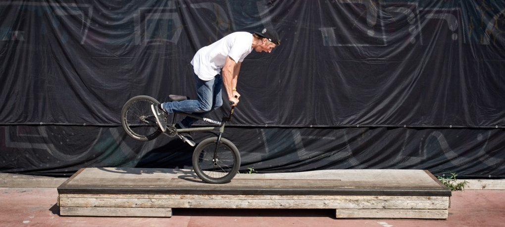 The balance point of a nose manual is much twitchier than a regular one, making it much harder to stay in. It’s also surprisingly far forward, so you have to really lean over the bars to get up into it.