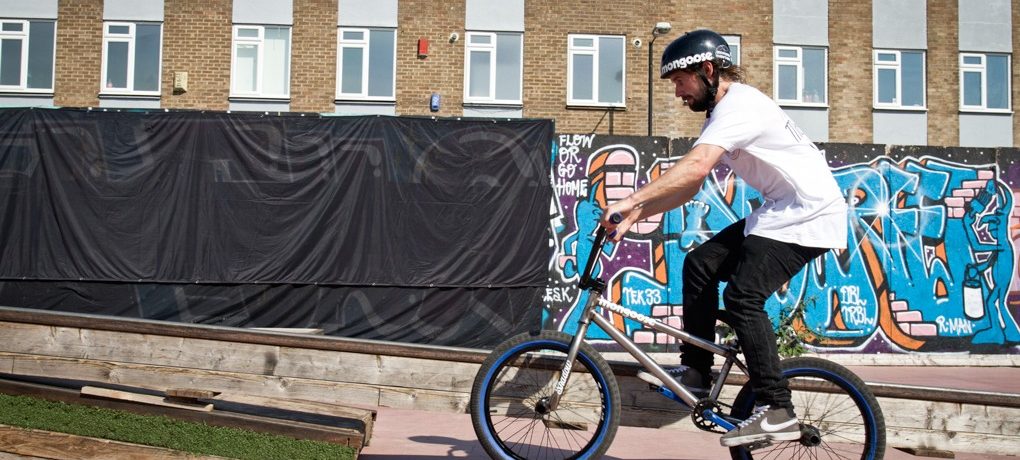 The technique for toothpick hangovers is essentially the same doing them on either a flat bar or a block, the main difference being that on the latter you really need to throw yourself into it so that the back wheel doesn’t come down on the ledge.