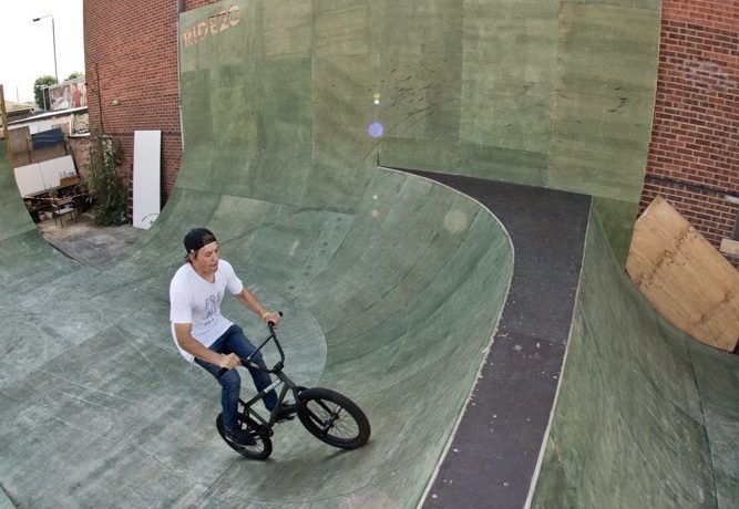 Even if you are really capable doing 180 barspins out of flat banks or fly-outs, make sure you’re really comfortable doing 180’s over spines before you start thinking about spinning the bars in there.