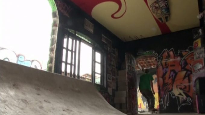 Guy turns his parents' house into a skatepark!