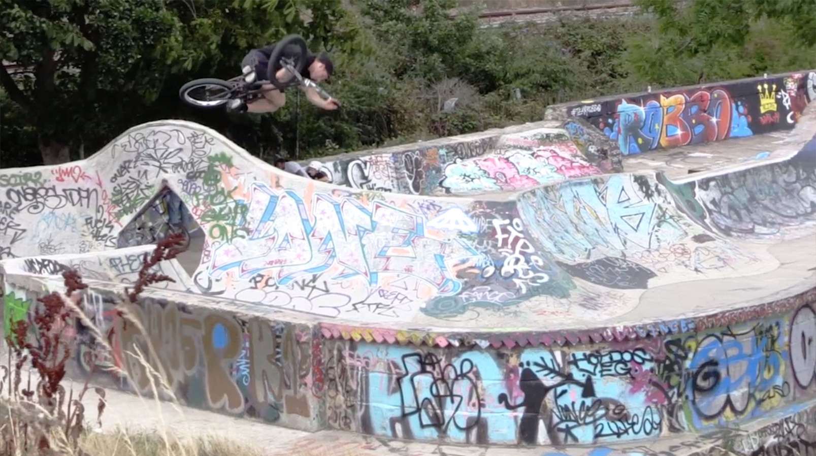 Lew Anderson - Summer 2015 Edit | Ride UK BMX