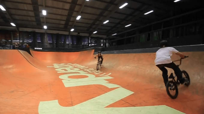 BMX Twins - Jack & Tom Young twin mix