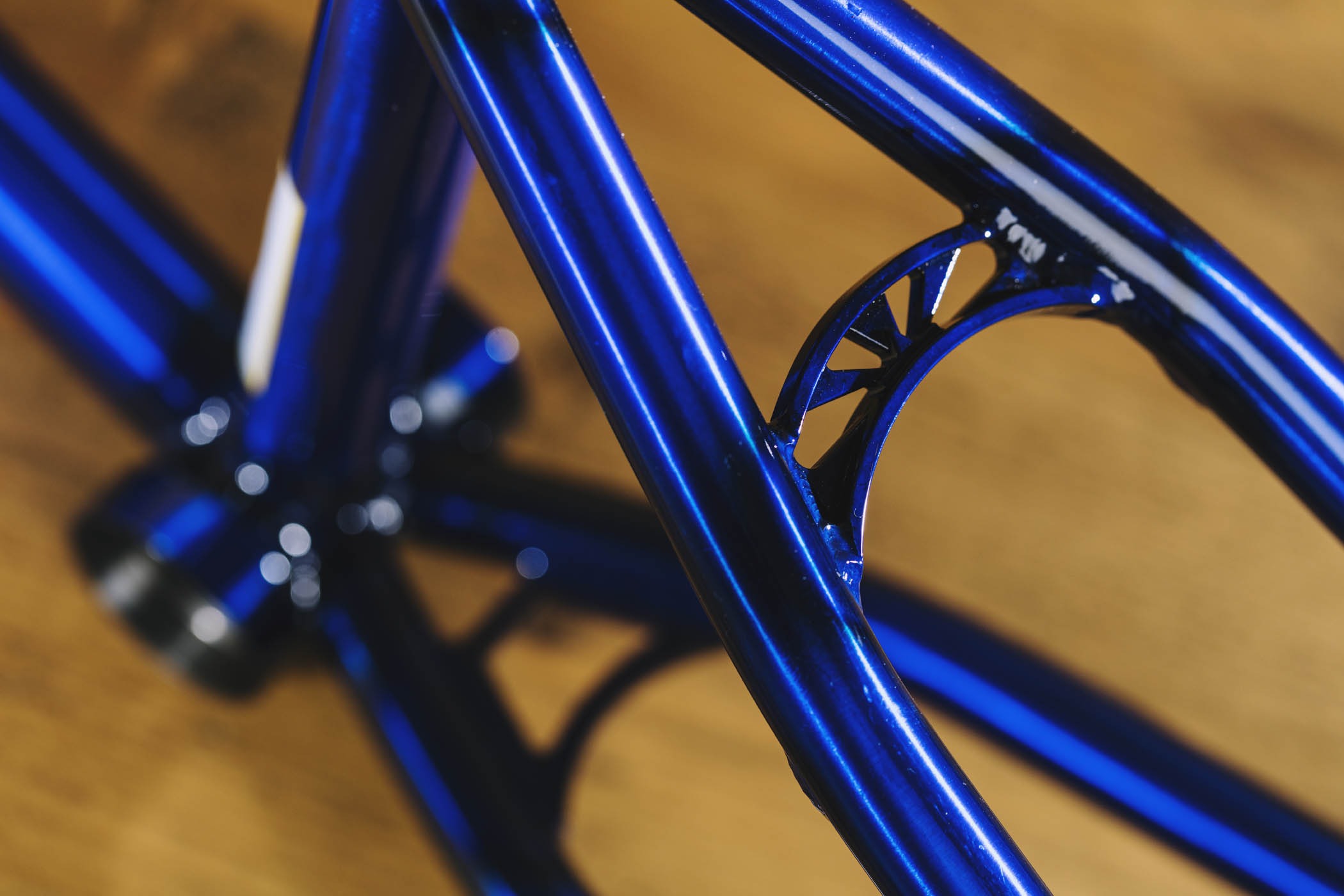 Kink store sexton frame