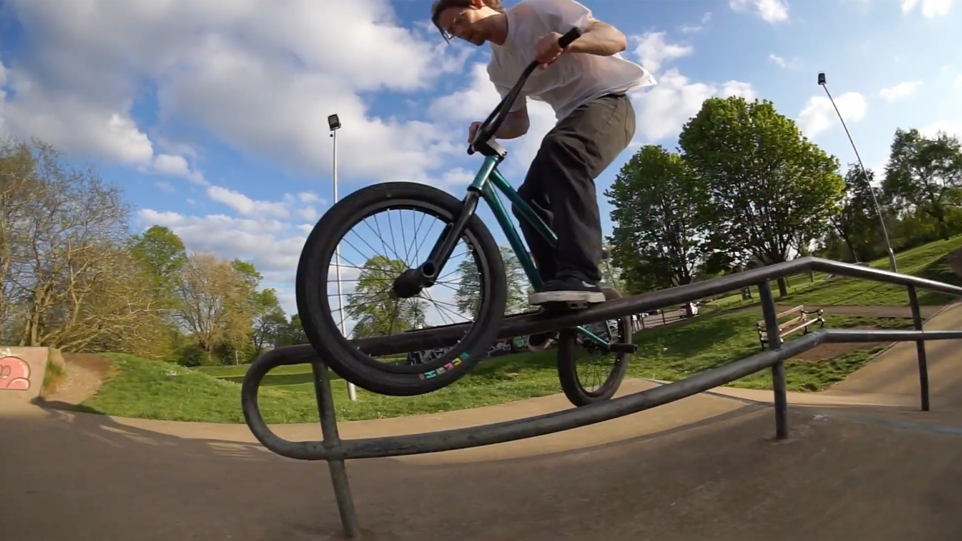 VIDEO: OXSIDE - Skatepark Mix